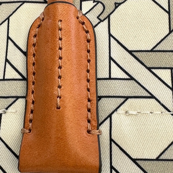 Tory Burch Basketweave Shopper Bag - Picture 8 of 15